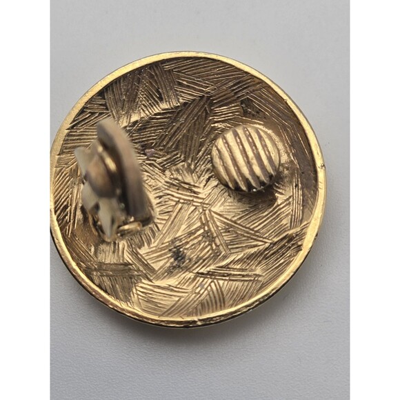 GIVENCHY PARIS NEW YORK SIGNATURE GREEK KEY CLIP-ON STATEMENT EARRINGS SIGNED - Picture 4 of 6